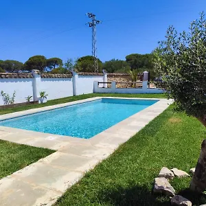 https://finca-los-pinos-barbate.hotelsincadiz.net